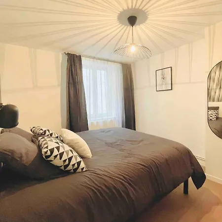 Spacieux T2 - Calme Et Confort En Hypercentre D'arras Arras