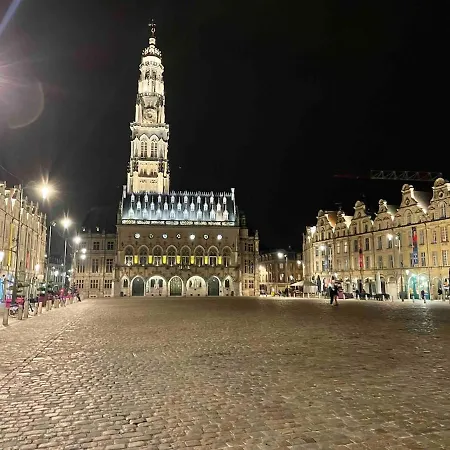 Spacieux T2 - Calme Et Confort En Hypercentre D'arras *